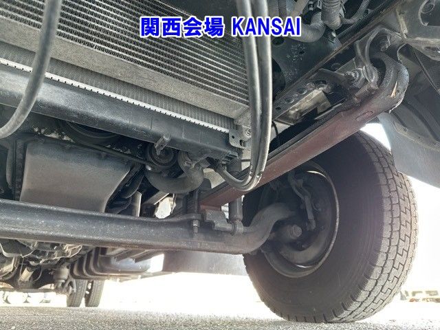 2012 Isuzu Forward アルミウイング auction photo 16