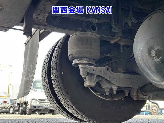 2012 Isuzu Forward アルミウイング auction photo 14