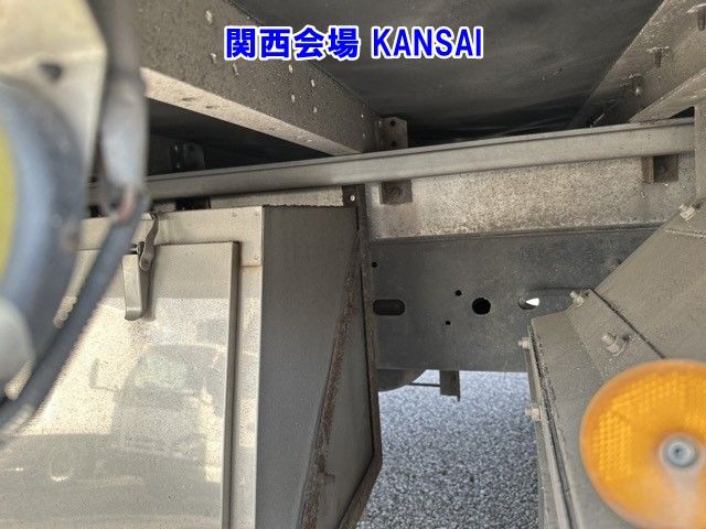 2012 Isuzu Forward アルミウイング auction photo 11