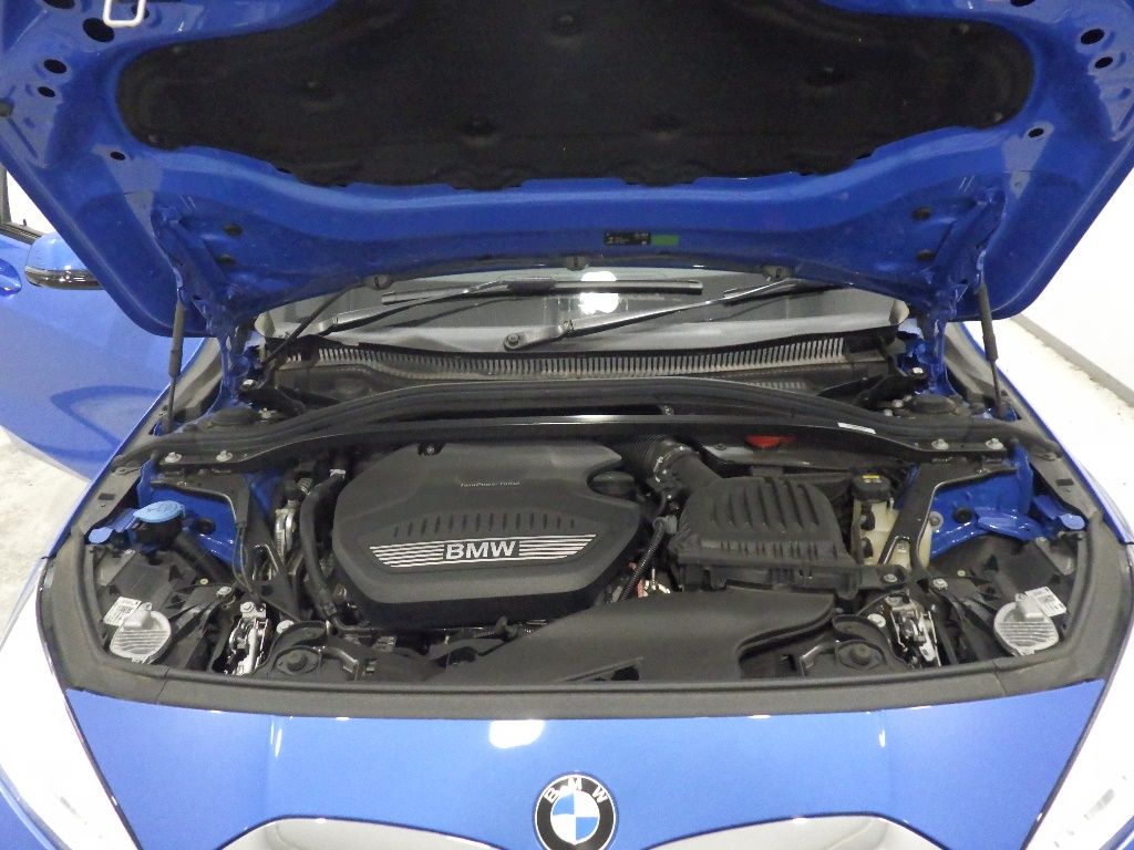2021 BMW 1 Series 118d M Sport Edition Joy+ auction photo 13