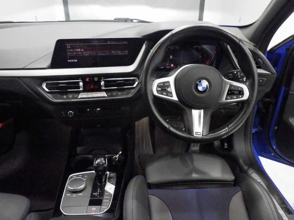 2021 BMW 1 Series 118d M Sport Edition Joy+ auction photo 3