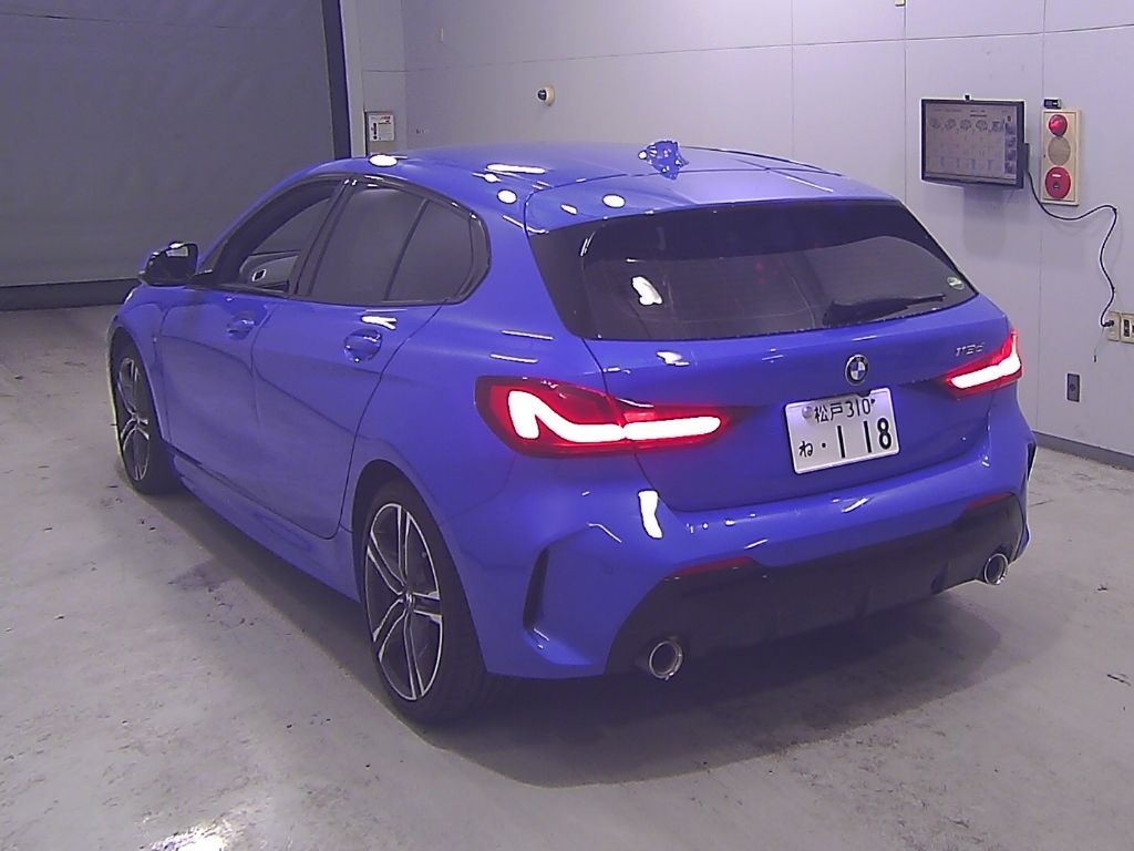 2021 BMW 1 Series 118d M Sport Edition Joy+ auction photo 5