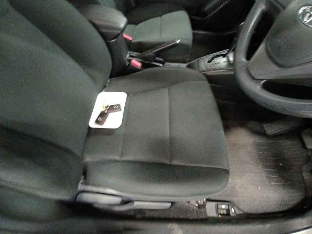 2021 Toyota Corolla Axio EX 4WD auction photo 10