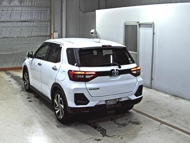 2020 Toyota Raize Z 9インチナビ auction photo 2