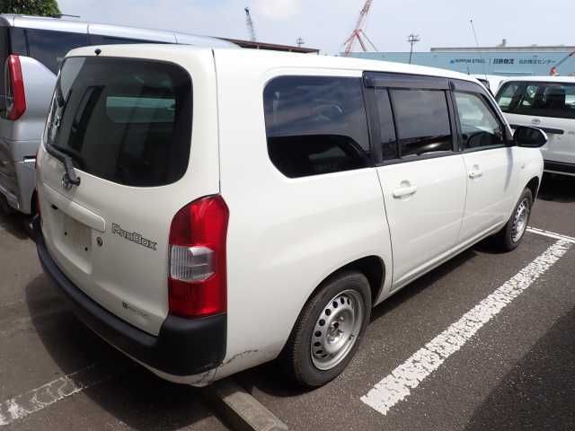 2021 Toyota Probox GL 4WD auction photo 2