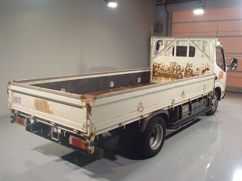 2021 Toyota Dyna auction photo 2