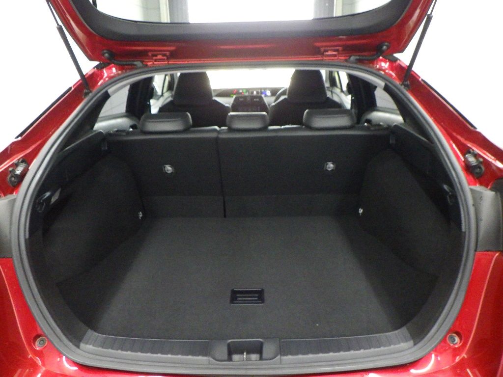 2017 Toyota Prius Aツーリングセレクション auction photo 12