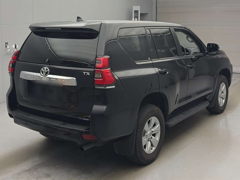 2022 Toyota Land Cruiser Prado TX 4WD auction photo 2