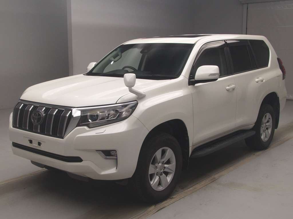 2021 Toyota Land Cruiser Prado TX 4WD Japan auction vehicle