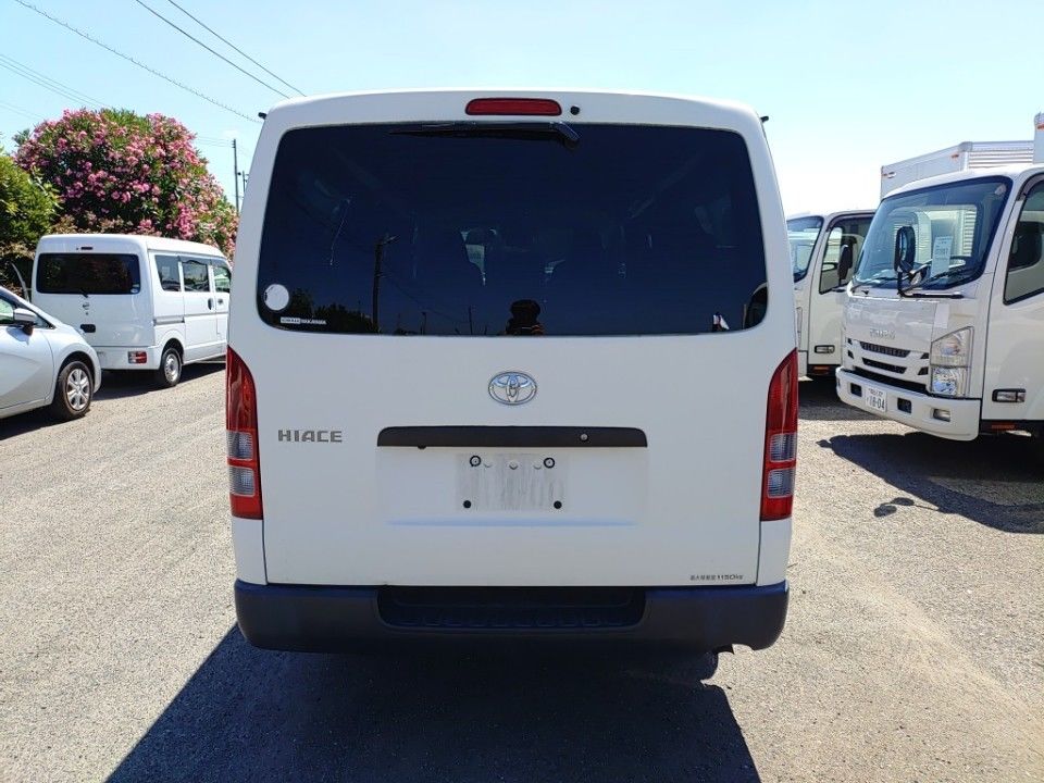 2021 Toyota Hiace auction photo 5