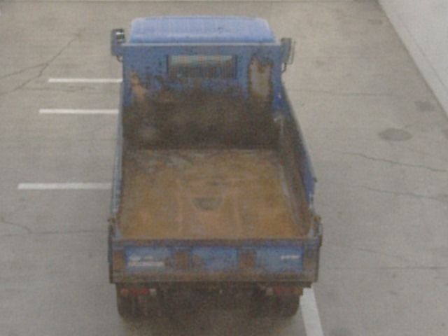 2015 Isuzu Elf dump auction photo 3