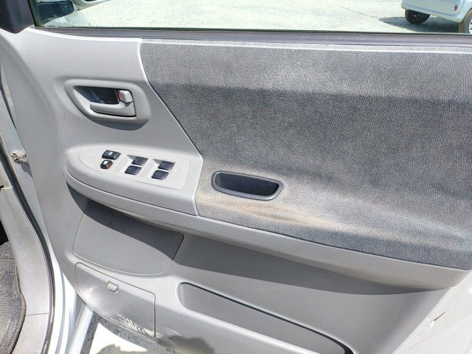 2006 Toyota Noah auction photo 23