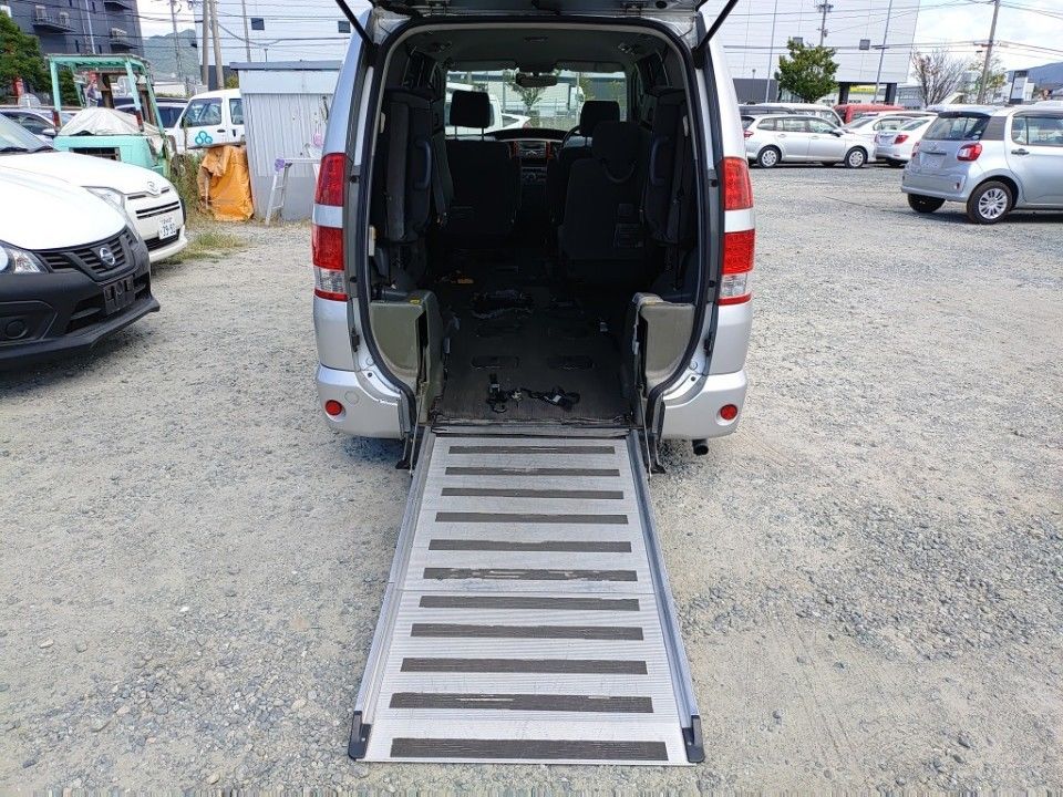 2006 Toyota Noah auction photo 8