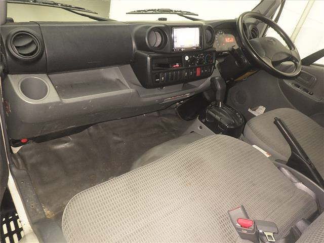 2019 Toyota Dyna 2-ton Full Just Low D-TB PC auction photo 4
