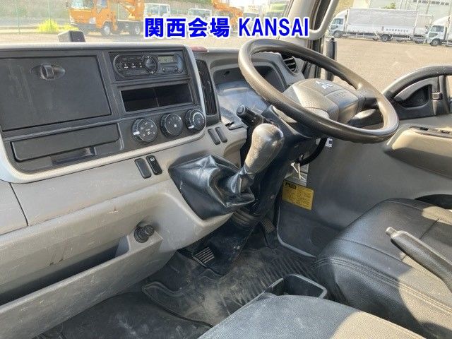 2017 Mitsubishi Fuso Canter dump auction photo 5