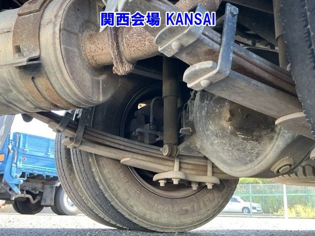 2017 Mitsubishi Fuso Canter dump auction photo 14