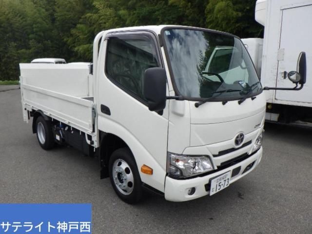 2026 Toyota Dyna Vertical power gate Japan auction vehicle