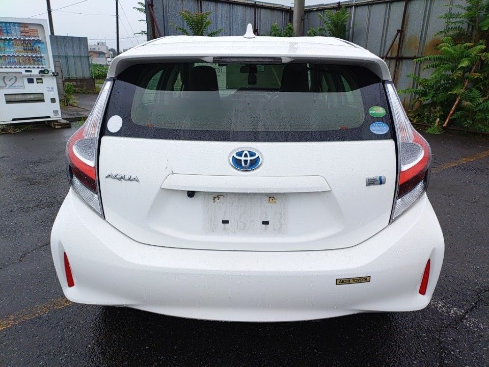 2021 Toyota Aqua auction photo 5