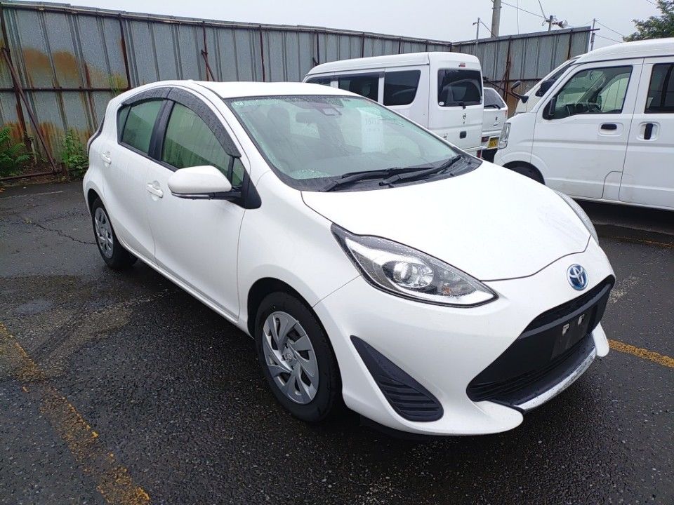 2021 Toyota Aqua auction photo 4