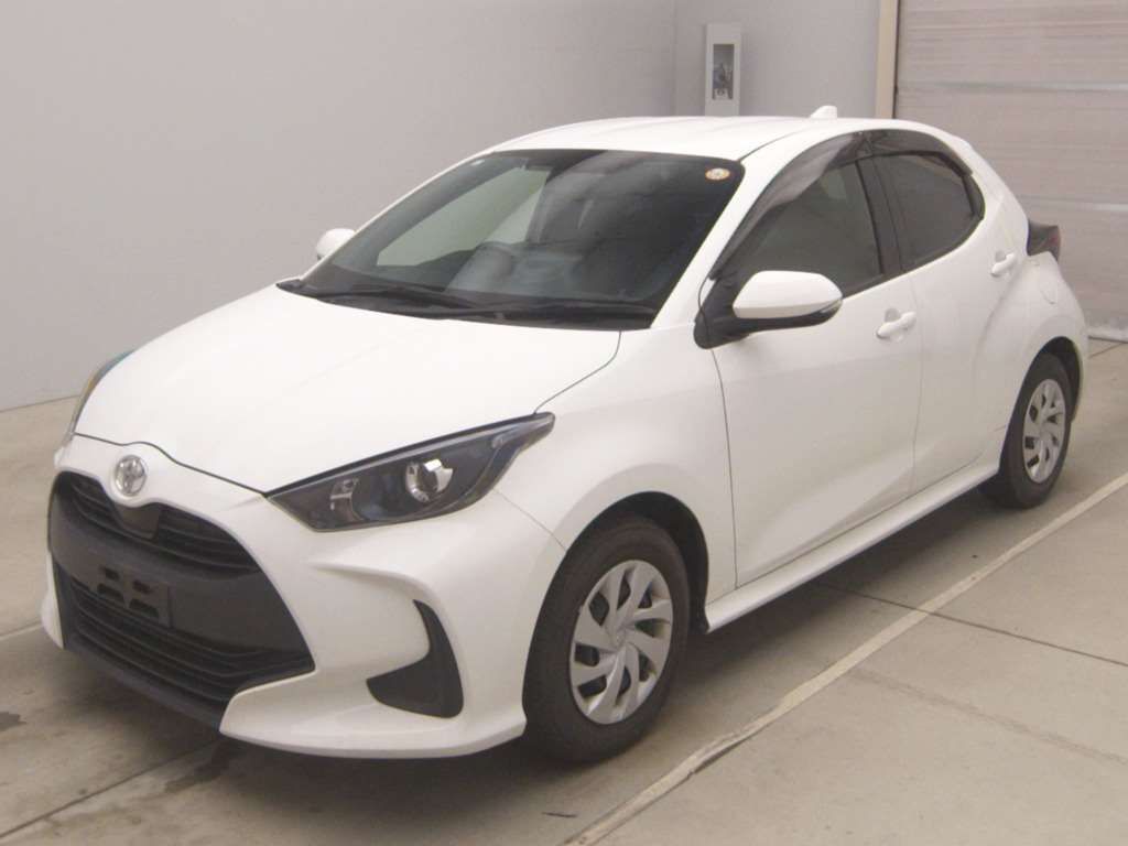 2021 Toyota Yaris X Bパッケージ Japan auction vehicle