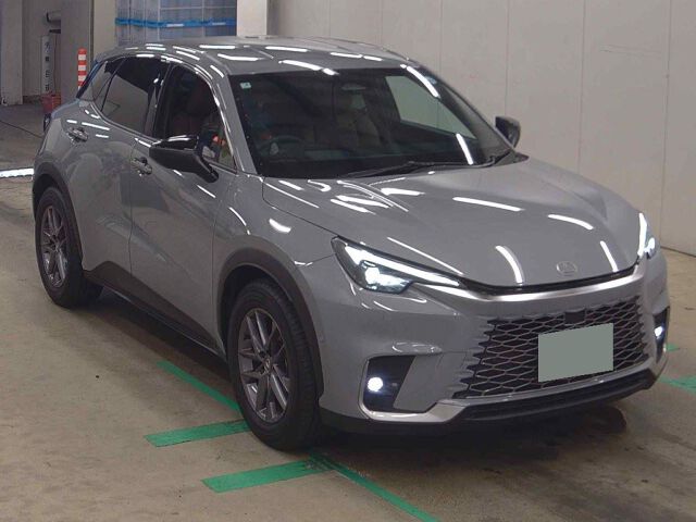 2025 Lexus LBX elegant Japan auction vehicle