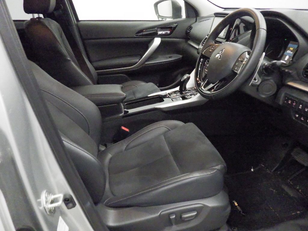 2022 Mitsubishi Eclipse Cross 4WD PHEV G auction photo 6
