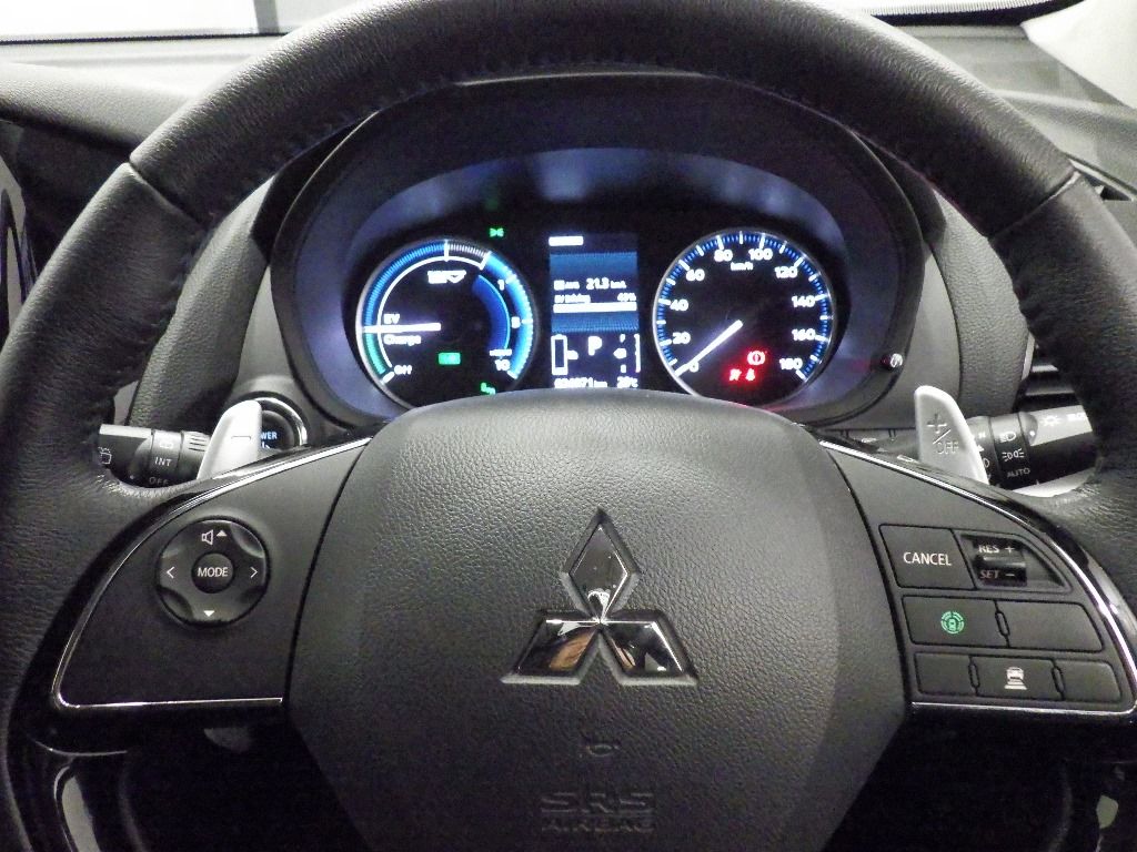 2022 Mitsubishi Eclipse Cross 4WD PHEV G auction photo 10