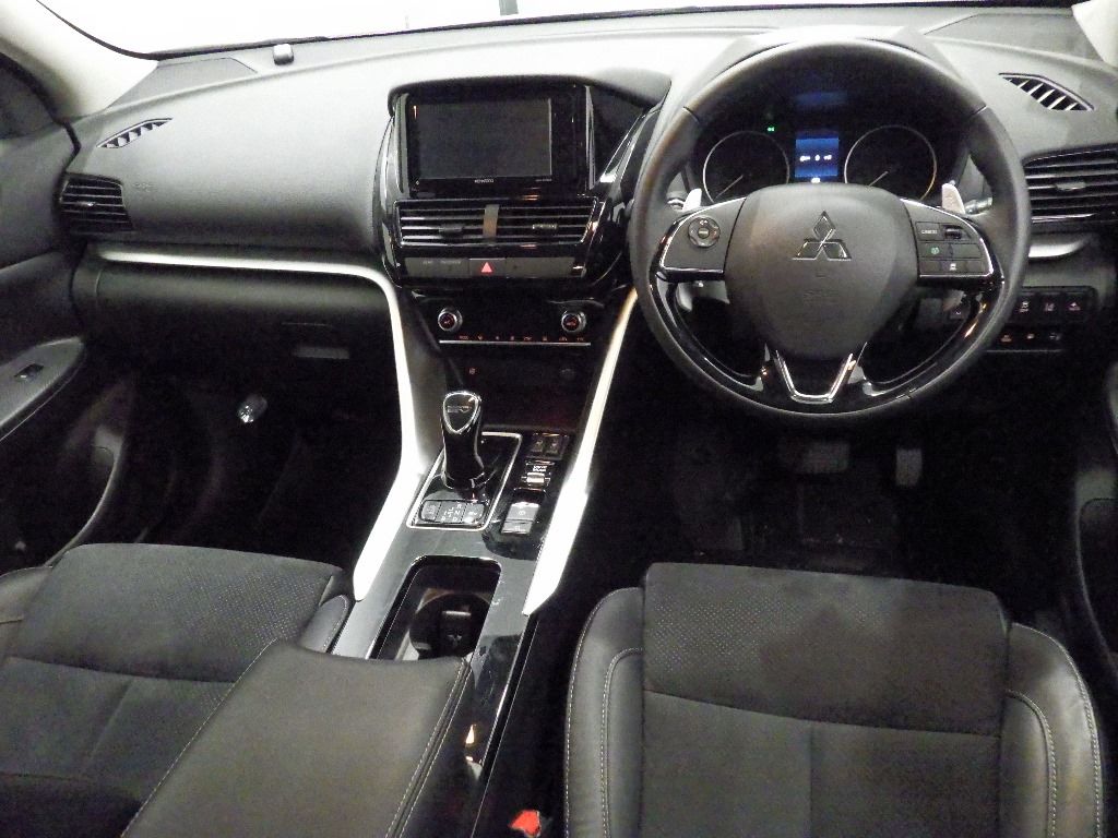 2022 Mitsubishi Eclipse Cross 4WD PHEV G auction photo 3