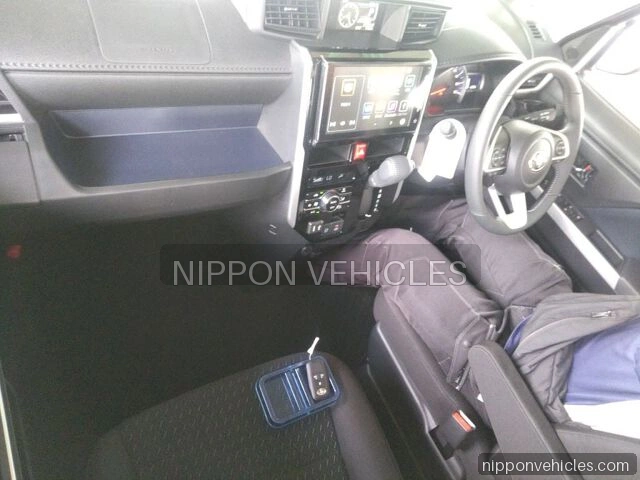 2026 Toyota Roomy カスタムG auction photo 3