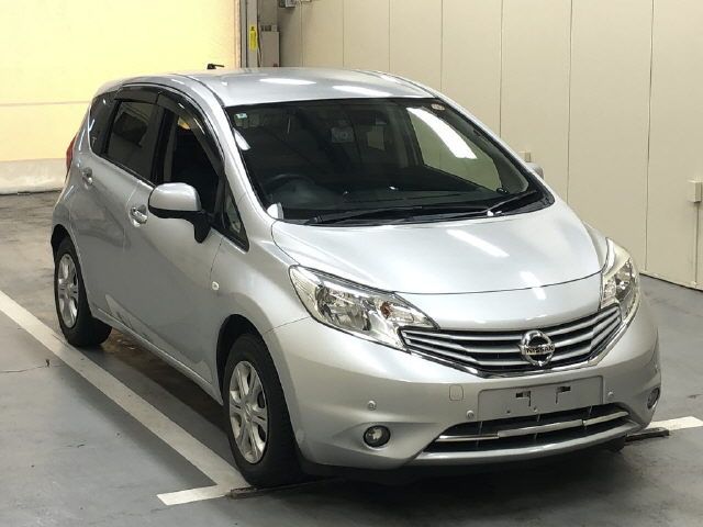 Japan Auction Vehicles 6 2014 Nissan Note メダリスト エマブレPKG auction photo