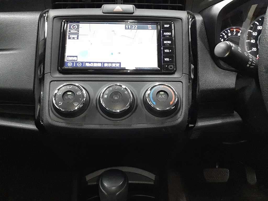 2021 Toyota Corolla Axio EX 4WD auction photo 9