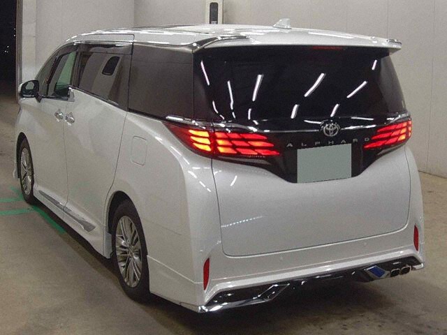 2025 Toyota Alphard Z auction photo 2