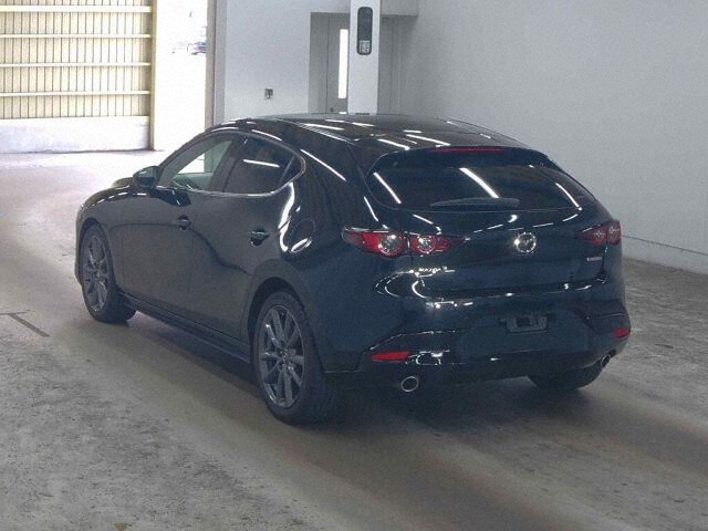 2019 Mazda 3ファストバック 15Sツーリング auction photo 2