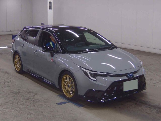 Japan Auction Vehicles 8 2025 Toyota Corolla Touring HVアクティブスポーツ auction photo