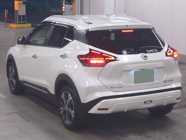 2021 Nissan Kicks X auction photo 2