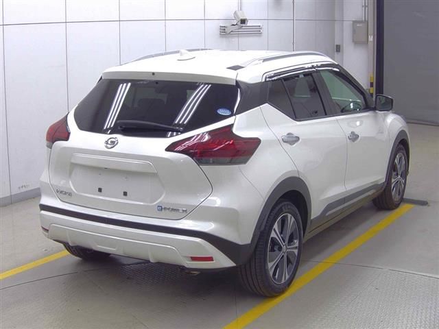 2021 Nissan Kicks X Two-Tone Interior Edition auction photo 4