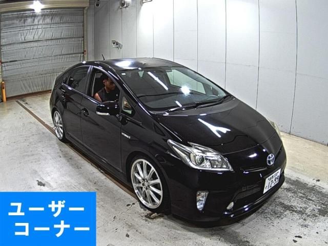 Japan Auction Vehicles 5 2014 Toyota Prius S auction photo