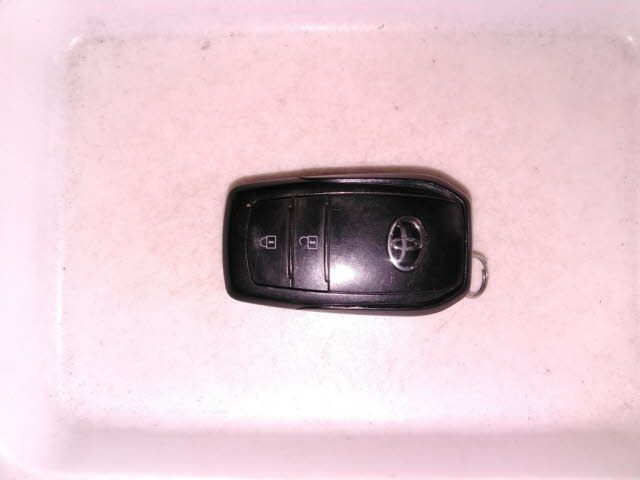 2022 Toyota Yaris ハイブリッドZ auction photo 10