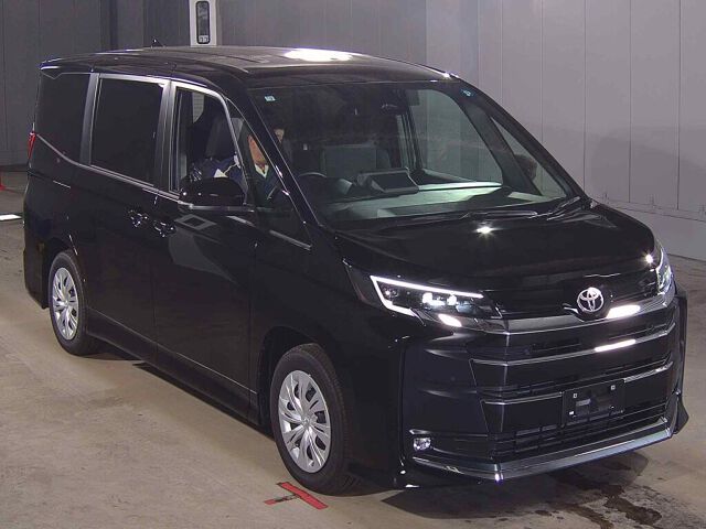 Japan Auction Vehicles 8 2026 Toyota Noah Hybrid S-X auction photo