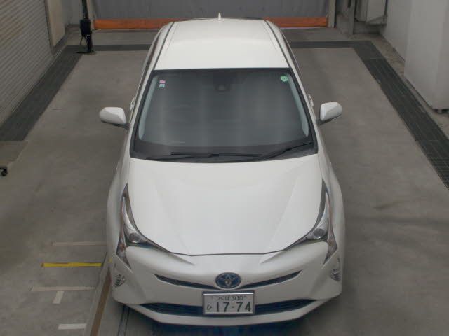 2017 Toyota Prius A auction photo 6