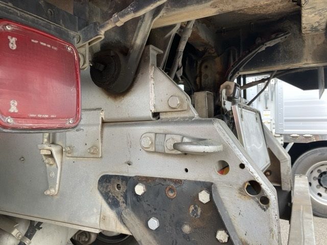 2006 Isuzu Giga auction photo 12