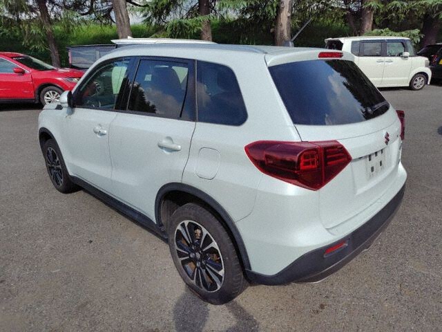 2021 Suzuki エスクード 4WD auction photo 2