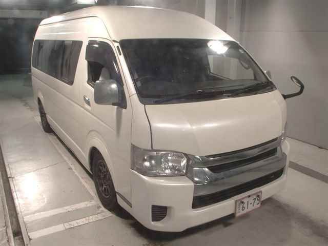 Japan Auction Vehicles 12 2009 Toyota Hiace 4WD グランドキャビン auction photo