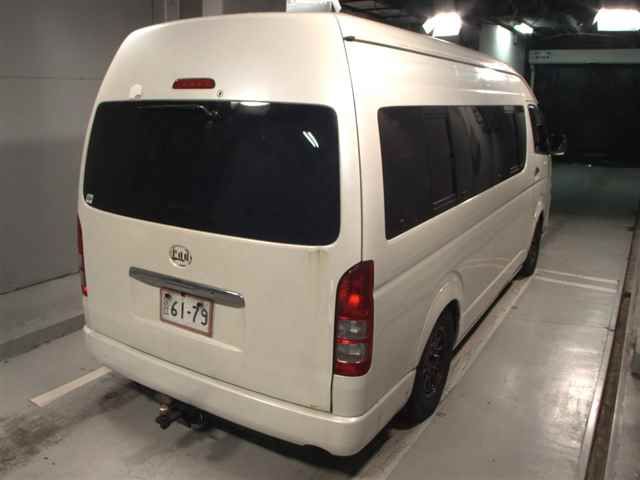2009 Toyota Hiace 4WD グランドキャビン auction photo 5