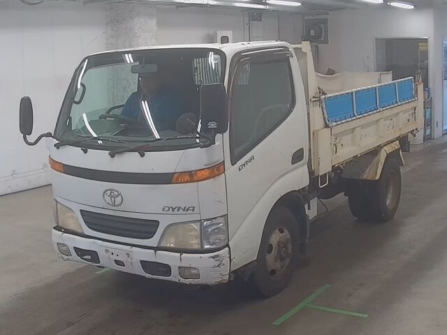 2001 Toyota Dyna ダンプ auction photo 4