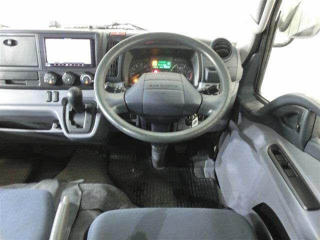 2015 Mitsubishi Fuso Canter Double cab 2t auction photo 7
