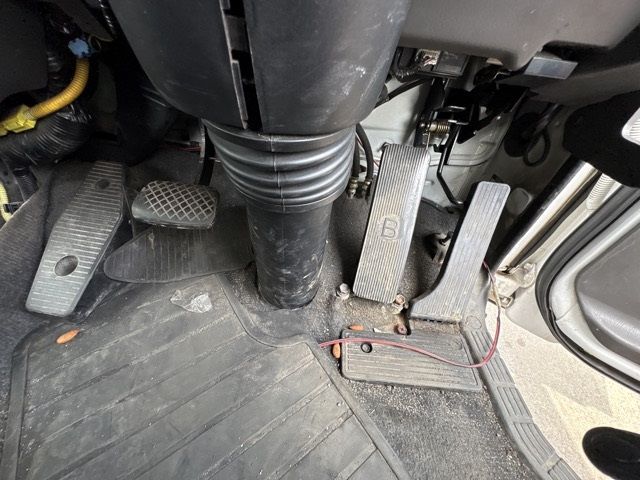2005 Isuzu Forward キャリアカー 5ダイヅミ auction photo 4