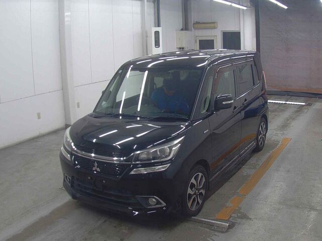 2017 Mitsubishi デリカD:2 カスタムHV MV 4WD auction photo 4