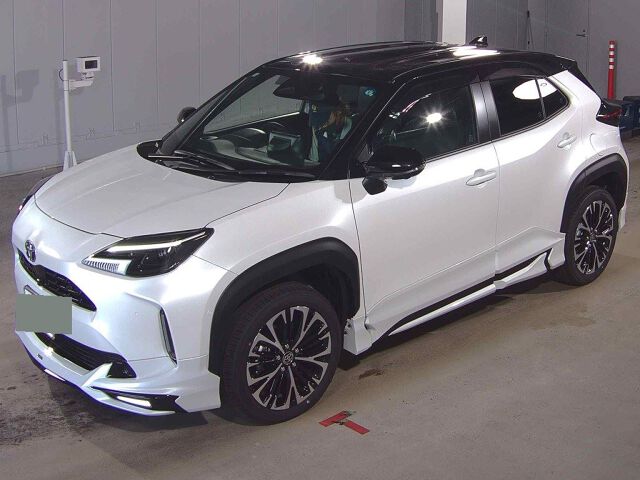 2026 Toyota Yaris Cross Hybrid Z auction photo 4