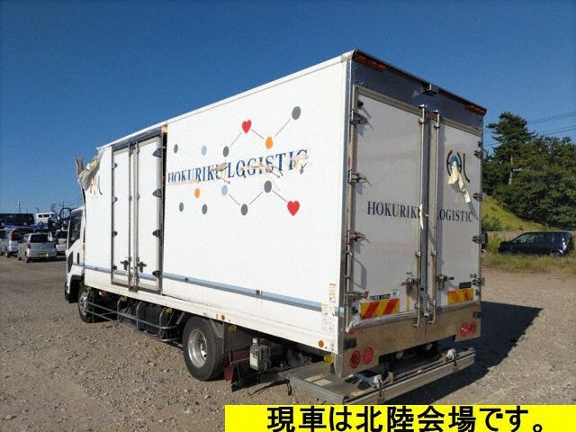 2017 Isuzu Forward Reitou Reizou auction photo 2